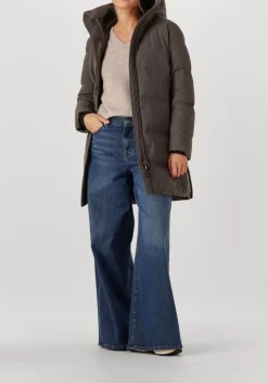 beige aimee the label trui nima