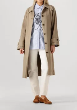 beige closed mantel belted coat