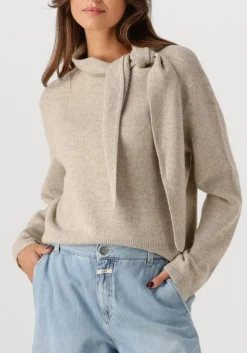 beige closed trui scarf neck long sleeve