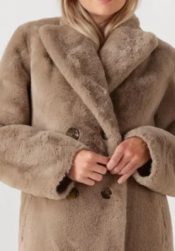 beige ibana faux fur jas camia