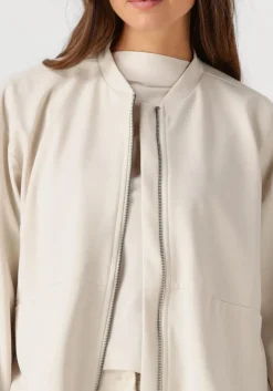 beige japan tky jack aya