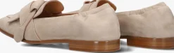 beige notre-v loafers 5672