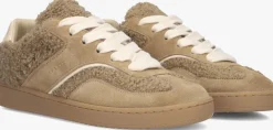 beige nubikk lage sneakers ray owen studs