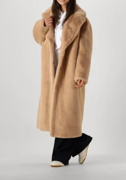beige stand studio faux fur jas maria coat soft