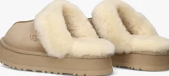 beige ugg pantoffels w disquette