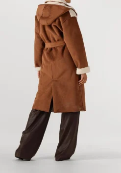 bruine caroline biss mantel 4445