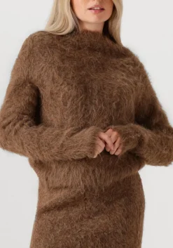 bruine ibana trui konia