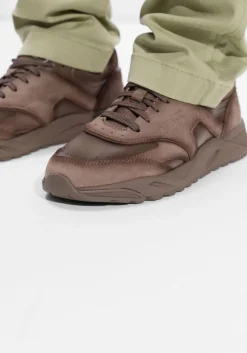 bruine santoni lage sneakers 22112