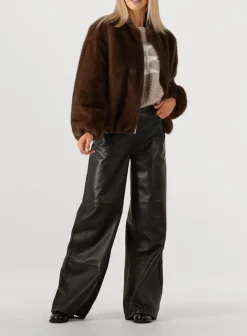 bruine studio ar faux fur jas etta
