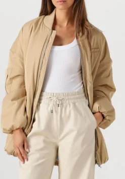 camel ibana jack jullio