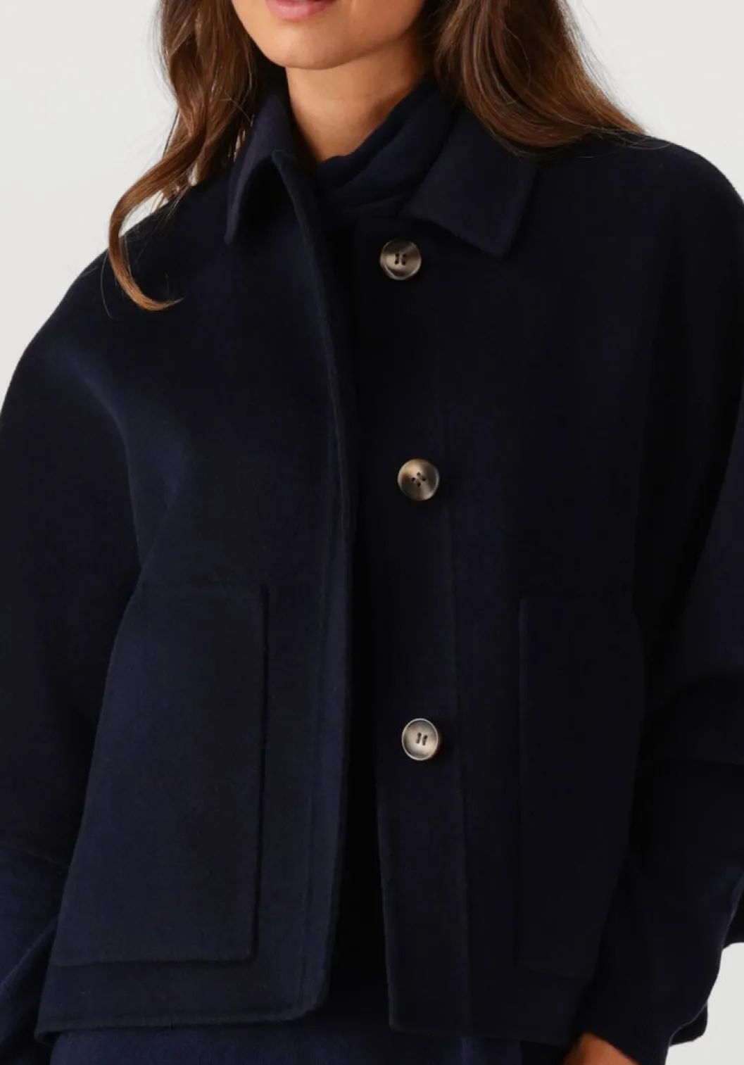 donkerblauwe alter ego faux fur jas lena