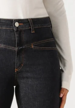 donkerblauwe closed slim fit jeans pedal pusher 2