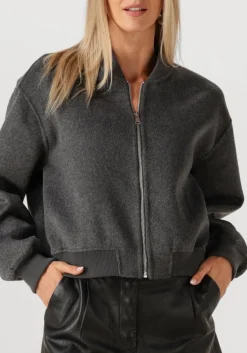 donkergrijze studio ar jack nina