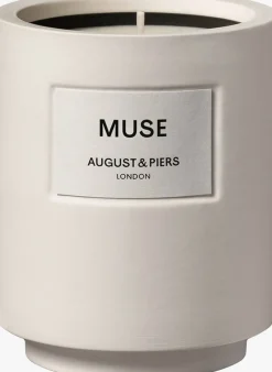 gebroken wit august & piers geurkaarsen muse 340gr - scented candle
