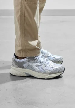 grijze diadora lage sneakers mesh combi runner