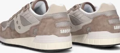 grijze saucony lage sneakers shadow 5000 m