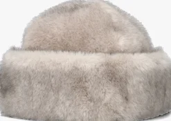 grijze studio ar muts enola faux mink