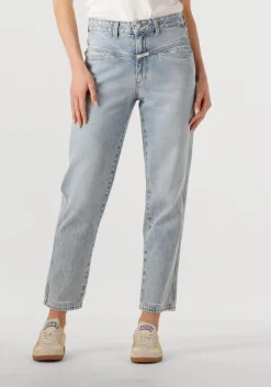 lichtblauwe closed mom jeans pedal pusher