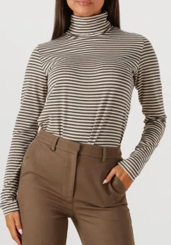 multi ruby tuesday top cammi