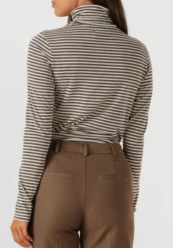 multi ruby tuesday top cammi