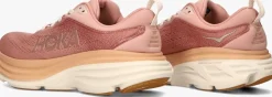 roze hoka lage sneakers bondi 8