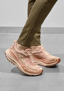 roze hoka lage sneakers stinson 7