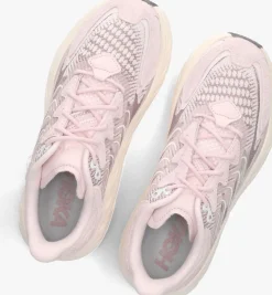 roze hoka sneakers clifton ls