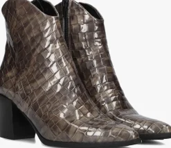 taupe lina locchi enkellaarsjes at 152