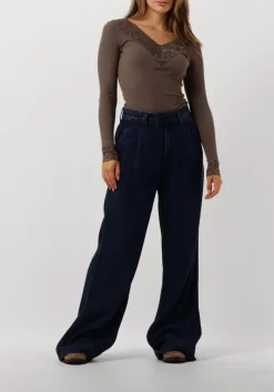 taupe rosemunde top bernadine organic t-shirt lace