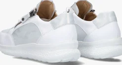 witte hartjes lage sneakers rap