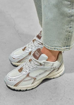 witte mercer amsterdam lage sneakers the re-run speed