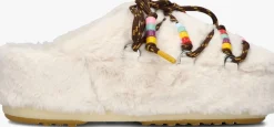 witte moon boot instappers mule faux fur beads