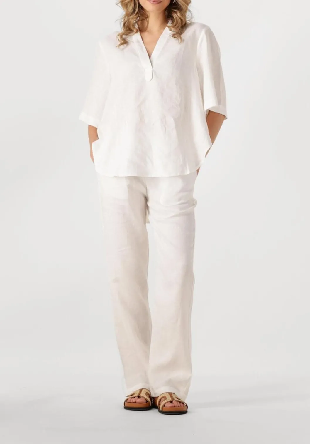 witte resort finest top short sleeve blouse