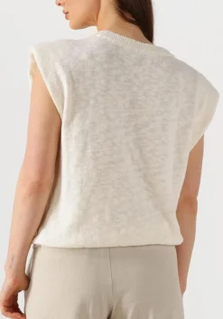 witte ruby tuesday top verros