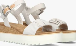 witte toms sandalen met hak diana.1