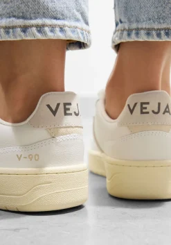 witte veja lage sneakers v-90