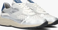 zilveren piedi nudi lage sneakers talla 04.03