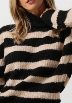 zwarte bruuns bazaar coltrui syringa tika knit