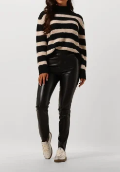 zwarte bruuns bazaar coltrui syringa tika knit