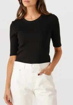 zwarte closed top crewneck shortsleeve