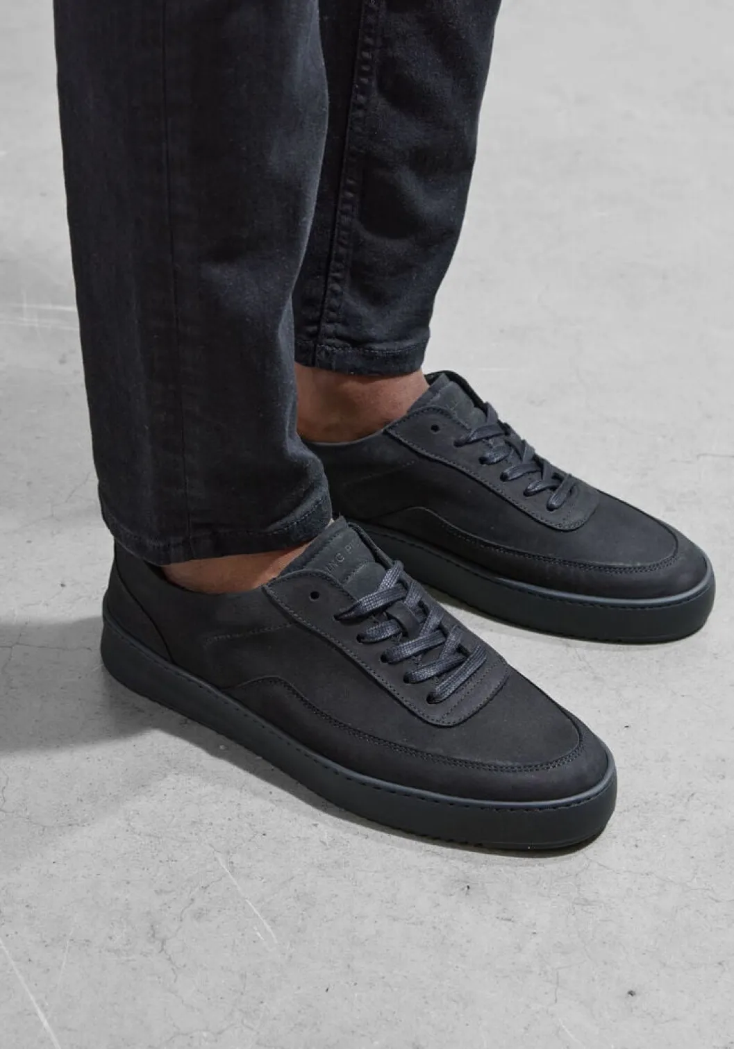 zwarte filling pieces lage sneakers mondo rip tonal
