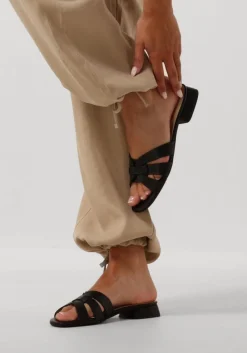 zwarte lina locchi slippers led knoop slipper