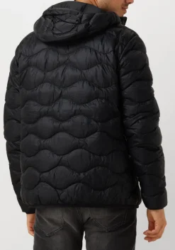 zwarte peak performance gewatteerde jas m helium down hood jacket