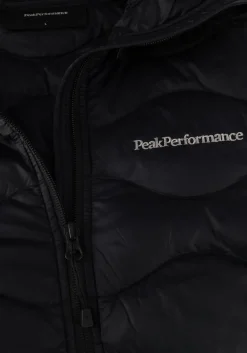 zwarte peak performance gewatteerde jas m helium down hood jacket